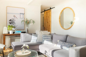 Villa Ellisa 4 beautiful unit with beautiful water views at Little Beach